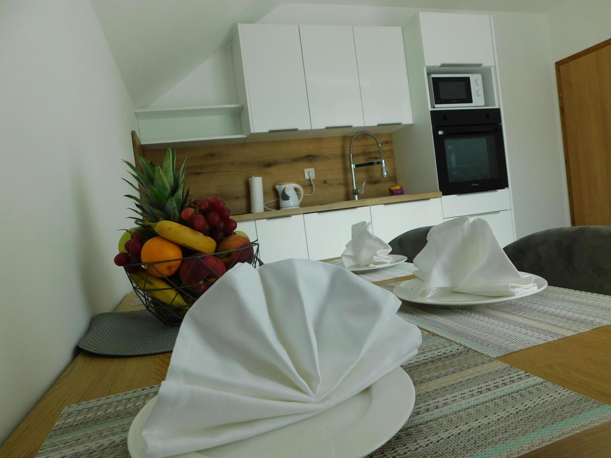 Apartman Nativis Otočac Εξωτερικό φωτογραφία