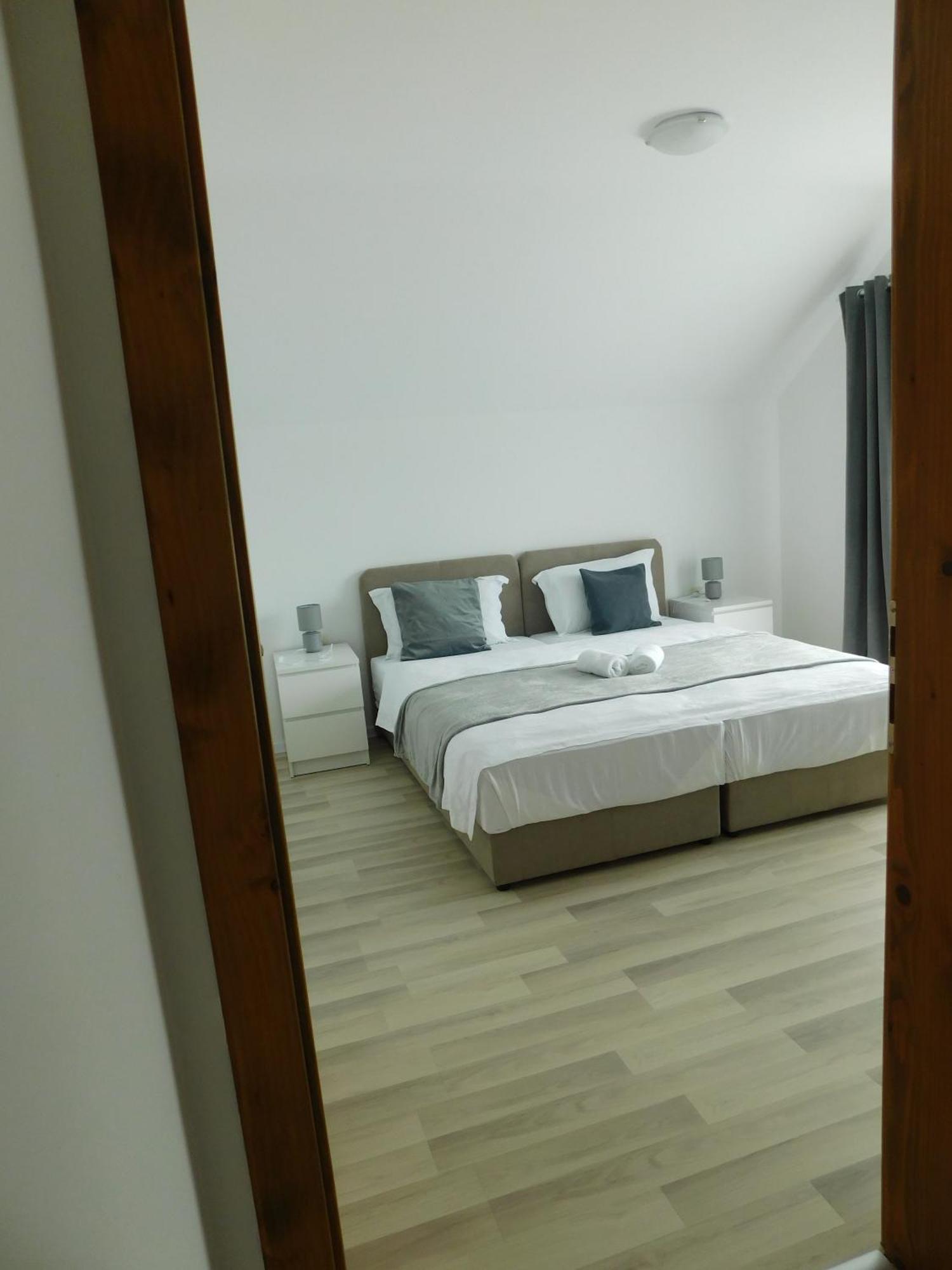 Apartman Nativis Otočac Εξωτερικό φωτογραφία