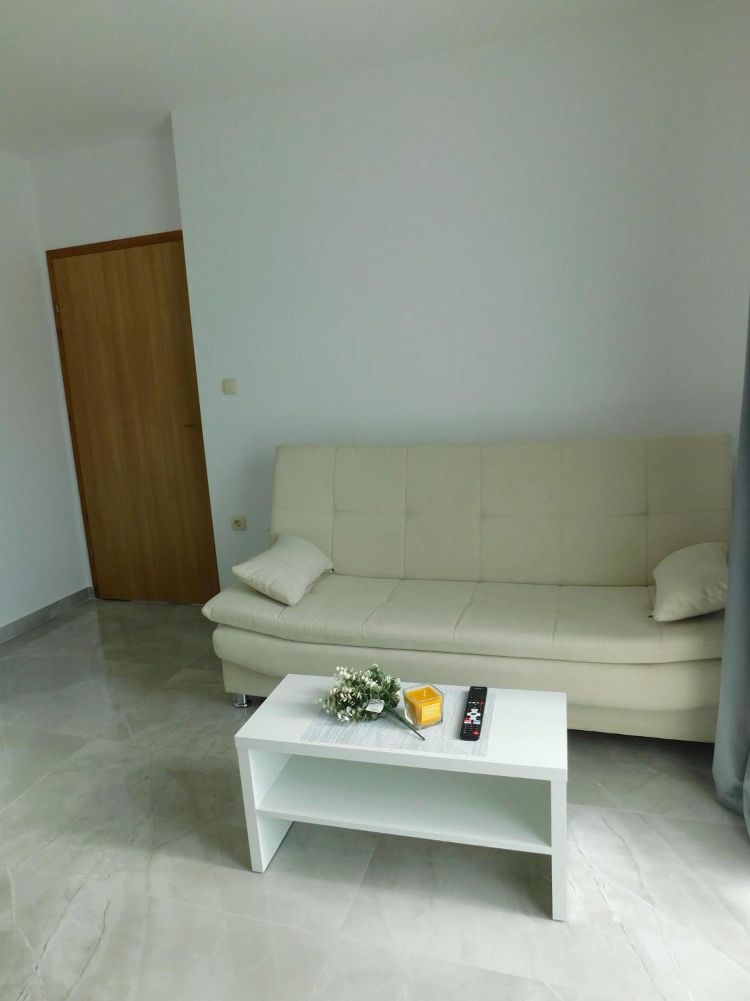 Apartman Nativis Otočac Εξωτερικό φωτογραφία
